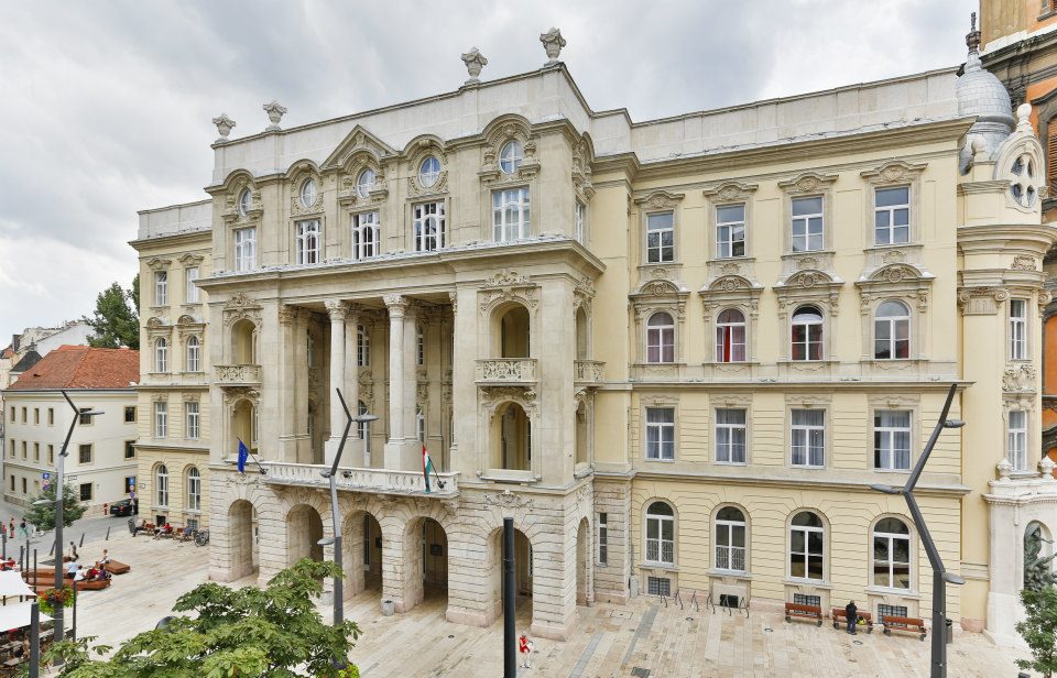 Eötvös Lorand University